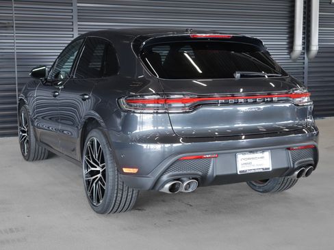 Certified 2023 Porsche Macan S AWD/4WD image 3