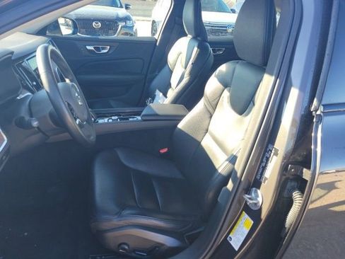 Used 2024 Volvo S60 B5 Plus image 15