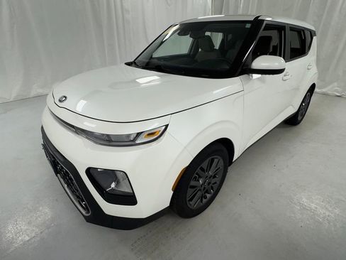 Used 2021 Kia Soul EX image 7