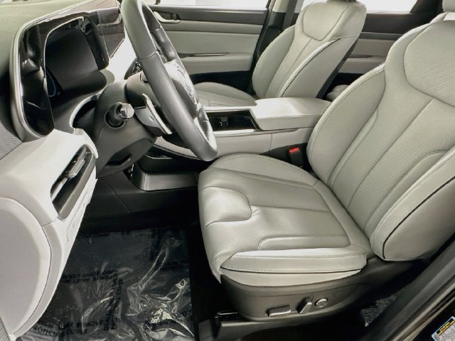 Used 2025 Hyundai Palisade SEL FWD image 9