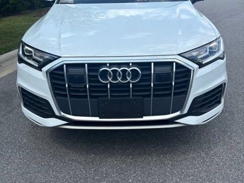 Used 2023 Audi Q7 2.0T Premium w/ Convenience Package AWD/4WD image 13