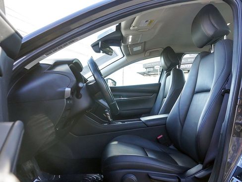 Used 2020 MAZDA MAZDA3 Select image 28