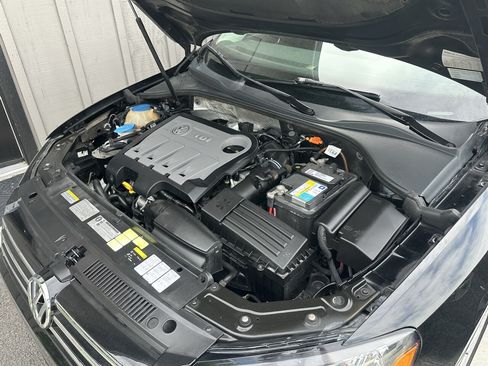 Used 2014 Volkswagen Passat TDI SEL Premium FWD image 34