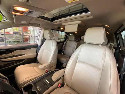 Used 2024 Honda Odyssey Elite image 10