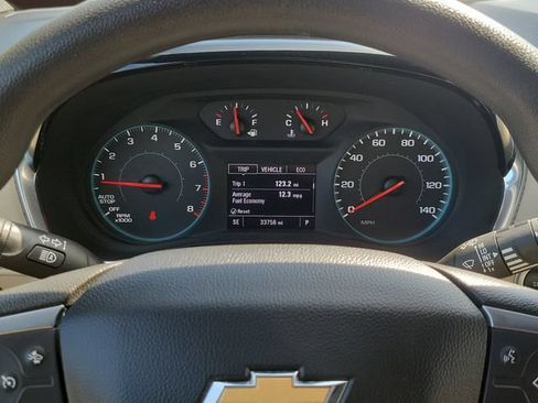 Certified 2023 Chevrolet Traverse LS FWD image 31