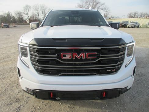 New 2026 GMC Sierra 1500 AT4 w/ AT4 Premium Package image 12