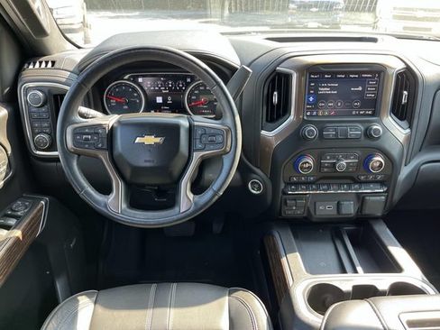 Used 2021 Chevrolet Silverado 1500 High Country w/ Technology Package AWD/4WD image 14