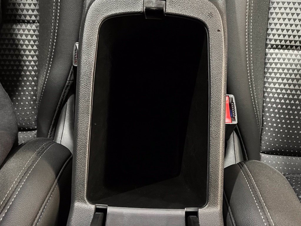 Certified 2025 Chevrolet Trax LT w/ LT Convenience Package FWD image 25