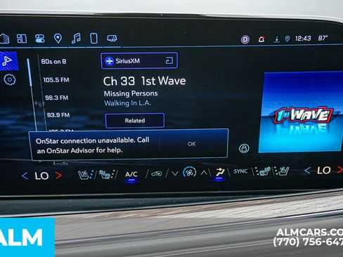 Used 2025 Chevrolet Suburban Premier AWD/4WD image 42