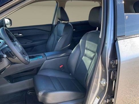 Certified 2025 Nissan Rogue SL w/ SL Premium Package image 23