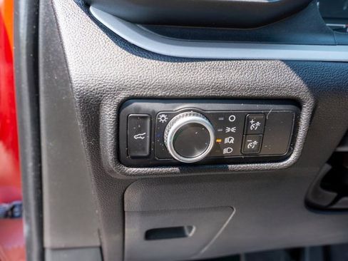 Used 2023 Ford Explorer XLT image 20