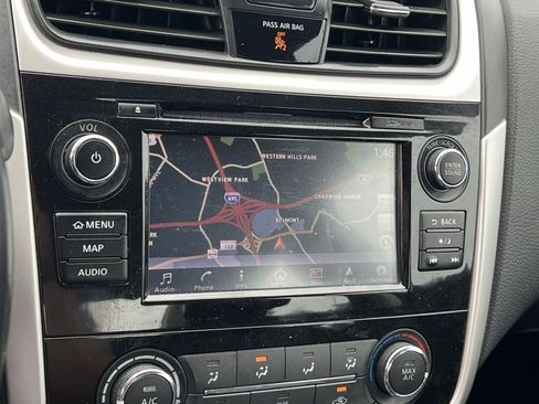 Used 2018 Nissan Altima 2.5 SR w/ SR Midnight Edition FWD image 28