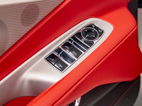 Used 2024 Chevrolet Corvette Z06 RWD image 32