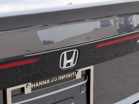 Used 2025 Honda Accord LX image 29