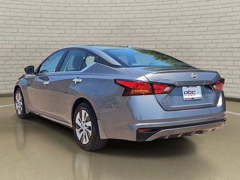 Certified 2025 Nissan Altima 2.5 S FWD image 7