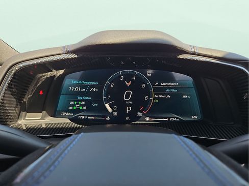 Used 2023 Chevrolet Corvette Stingray Preferred Conv w/ Z51 Performance Package RWD image 18
