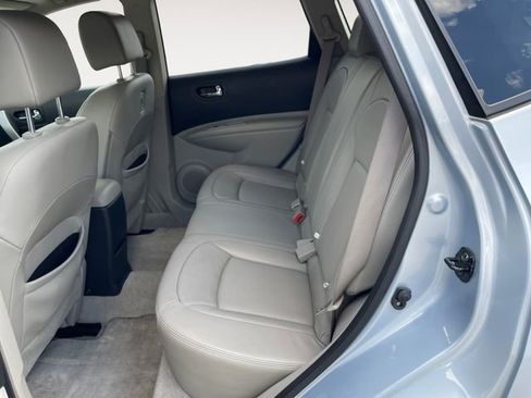 Used 2011 Nissan Rogue SV w/ SL Pkg image 13