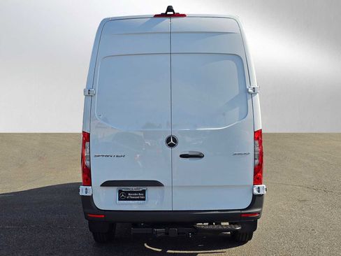 New 2026 Mercedes-Benz Sprinter 2500 image 4