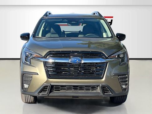 Used 2025 Subaru Ascent Onyx Edition AWD/4WD image 2