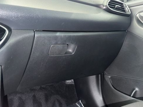 Used 2020 Hyundai Elantra GT image 44