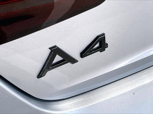 Used 2022 Audi A4 2.0T Premium Plus w/ Premium Plus Package image 31