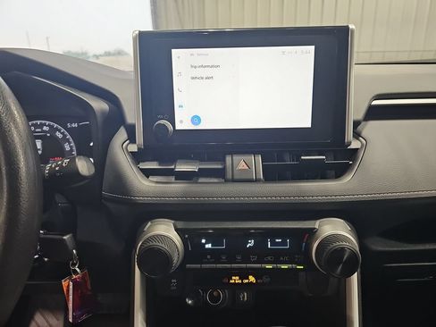 Used 2023 Toyota RAV4 LE FWD image 19