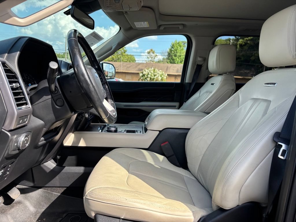 Used 2019 Ford Expedition Platinum RWD image 19