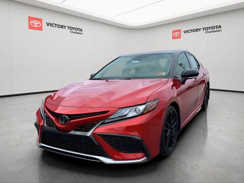 Used 2024 Toyota Camry XSE image 2