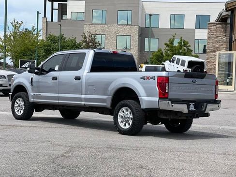 Used 2022 Ford F350 XLT w/ Camper Package AWD/4WD image 7