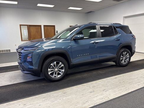 Certified 2025 Chevrolet Equinox LT image 1