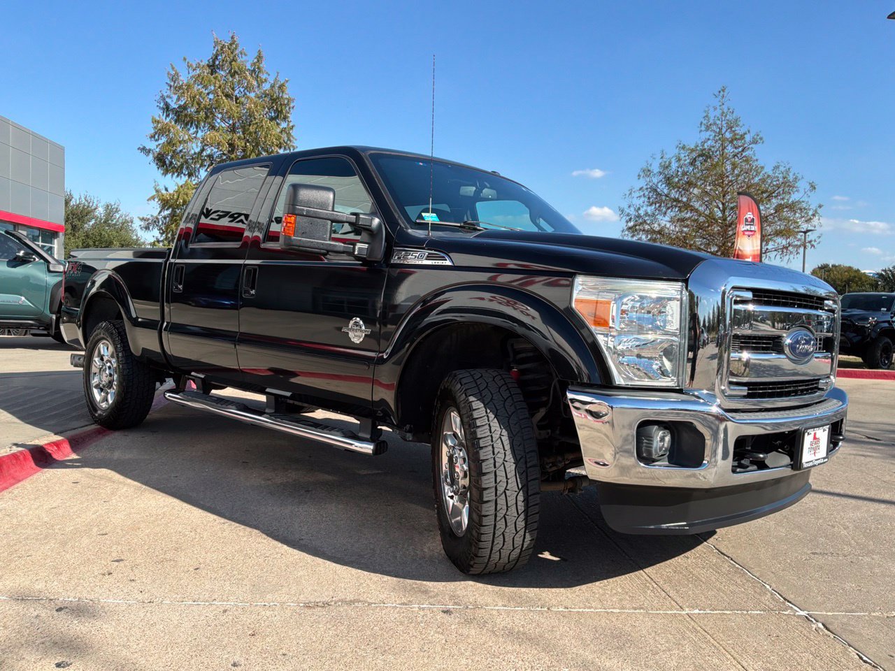 Used 2015 Ford F250 Lariat w/ Lariat Ultimate Package AWD/4WD image 4