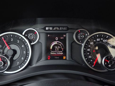 New 2026 RAM 2500 Tradesman AWD/4WD image 18