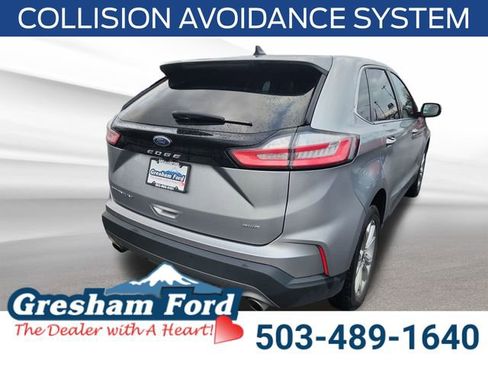 Used 2024 Ford Edge Titanium image 7