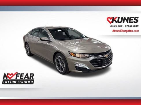 Used 2024 Chevrolet Malibu LT image 1