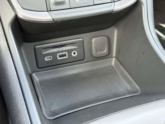 Used 2024 GMC Terrain AT4 w/ Tech Package AWD/4WD image 30