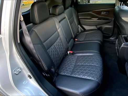 Used 2023 Nissan Murano Platinum w/ Cargo Package image 18