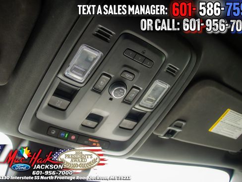 Used 2023 GMC Yukon AT4 AWD/4WD image 23
