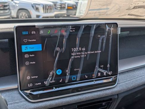 New 2026 Volkswagen Tiguan S FWD image 22