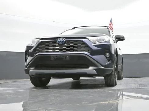 Used 2020 Toyota RAV4 XSE image 61