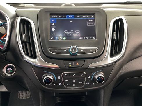 Used 2024 Chevrolet Equinox LT FWD image 30