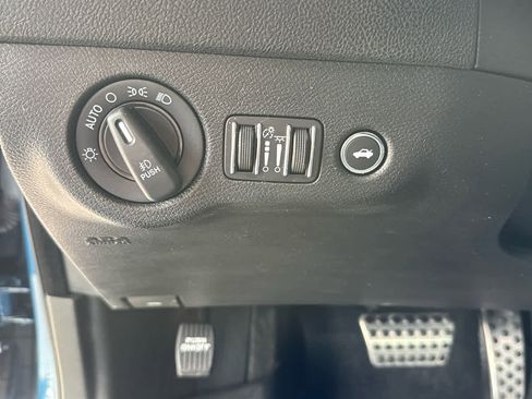 Used 2020 Dodge Charger GT w/ Blacktop Package image 16