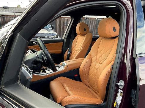 Used 2024 BMW X5 xDrive50e w/ M Sport Package image 28