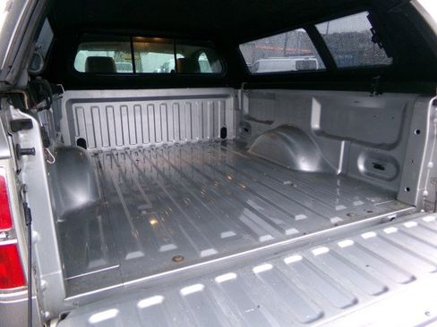 Used 2010 Ford F150 XLT image 22