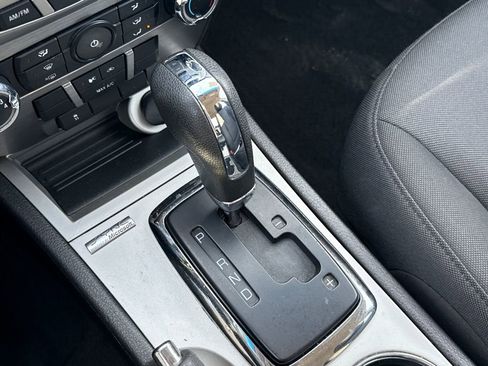 Used 2010 Ford Fusion SE image 20