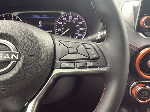 Used 2025 Nissan Sentra SR FWD image 25