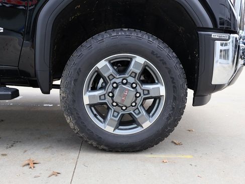 New 2026 GMC Sierra 2500 SLT w/ SLT Premium Package image 46