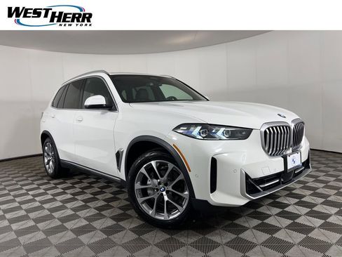 Used 2026 BMW X5 xDrive40i w/ Parking Assistance Package image 1