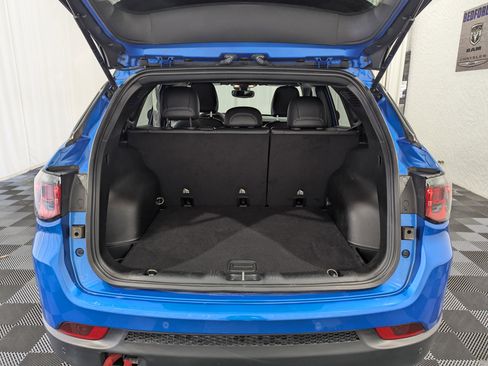 Used 2024 Jeep Compass Trailhawk image 9