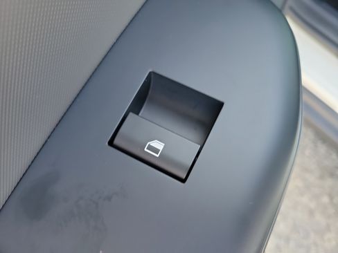 New 2026 Kia K4 LXS image 14