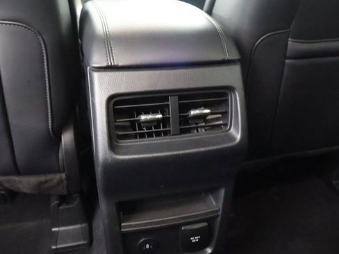 Used 2024 Ford Edge SEL w/ Convenience Package image 44